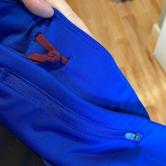 Never Worn Champion XXL Women’s Leggings NWOT - Picture 5 of 6